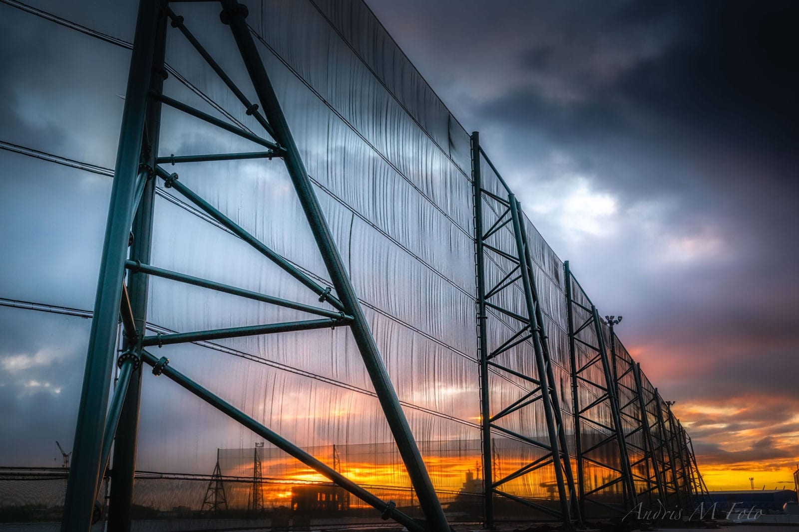 Weathersolve Dust Fences The Set it and it Solution